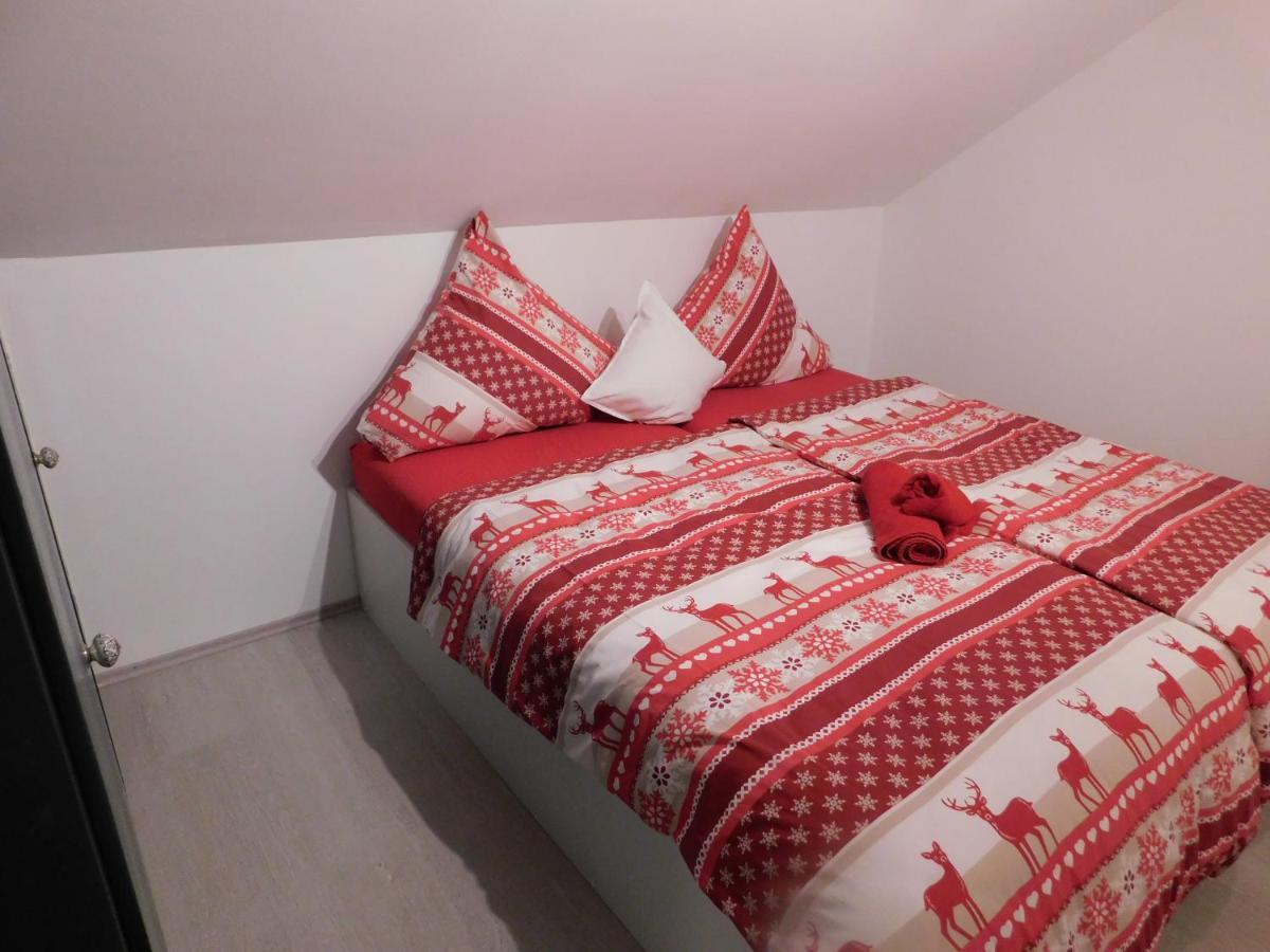 فيلا Ferienhaus Astenblick - Ideal Fuer Weihnachtsfeiern Und Familienfeiern Bietet Schlafplaetze Fuer Bis Zu 35 Personen وينتربرغ المظهر الخارجي الصورة